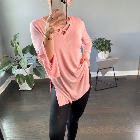 Sexy Criss Cross Top in Blush Size Medium - Picture 2 of 3